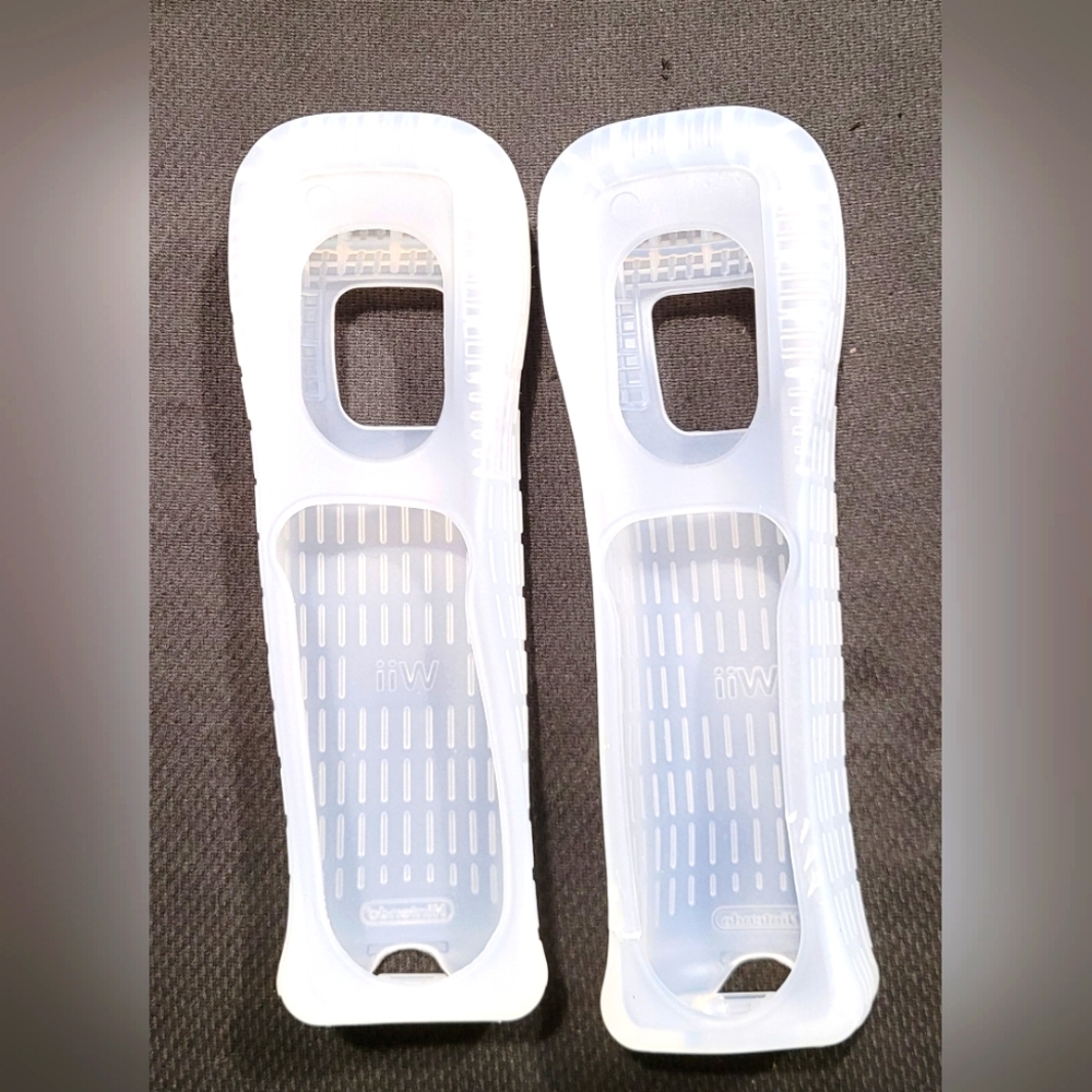 Nintendo Wii Motion Plus Remote Clear Protective Sleeve Set of 2